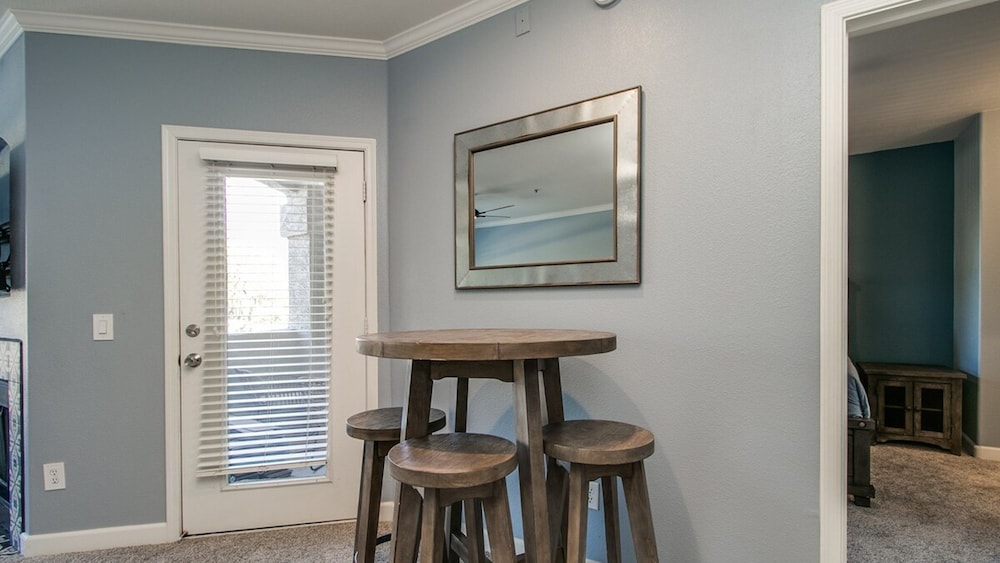 New Listing! Remodeled Condo in North Scottsdale!