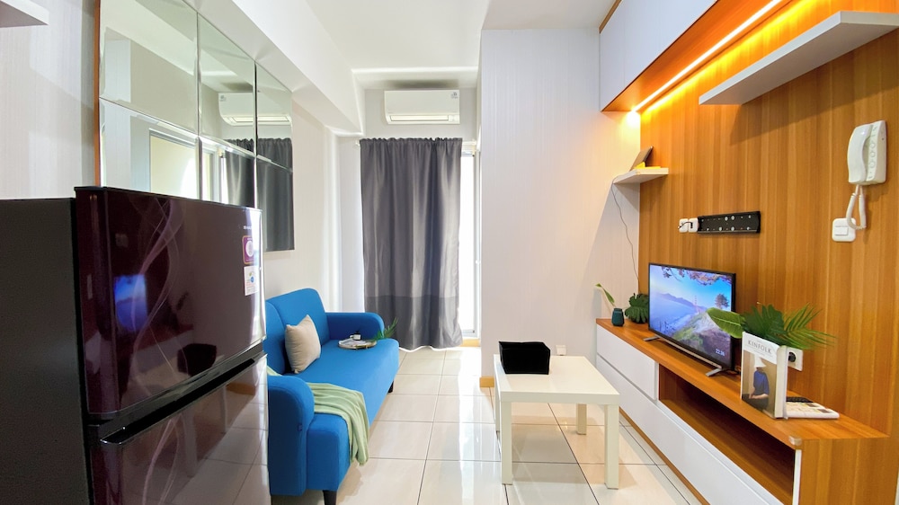 Scenic 2Br Apartment At M-Town Residence
