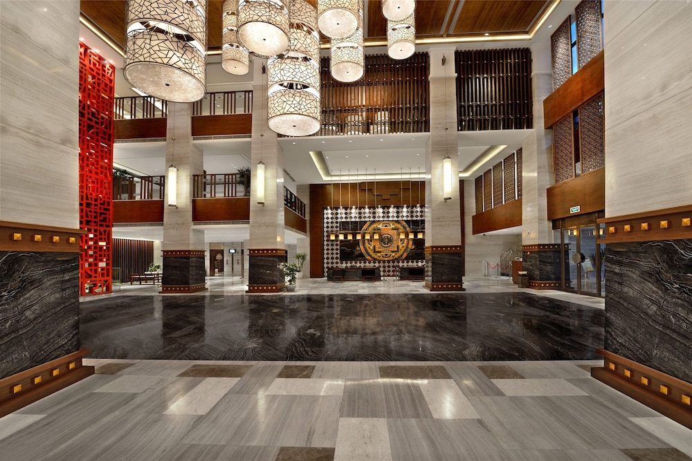 Crowne Plaza Yading by IHG