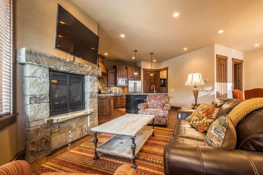 Park City Townhouse w/ Luxurious Amenities! view 3
