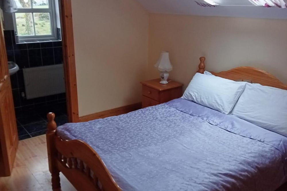 Willowfarmhouse Accommodation view 5