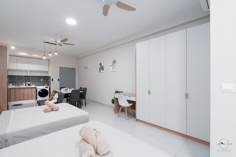 Netizen Cheras Residence by Emily in Town