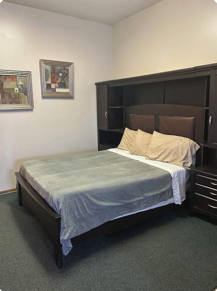 Greenhead Motel