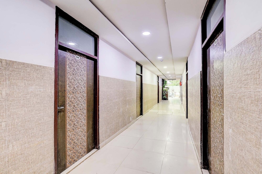 Fabhotel Golden Stone
