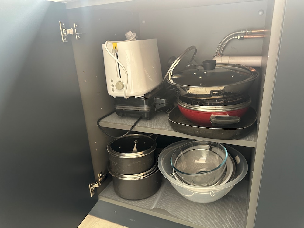 Green Lane 1-bed Apartment - Sleeps 4 & Pets Ok