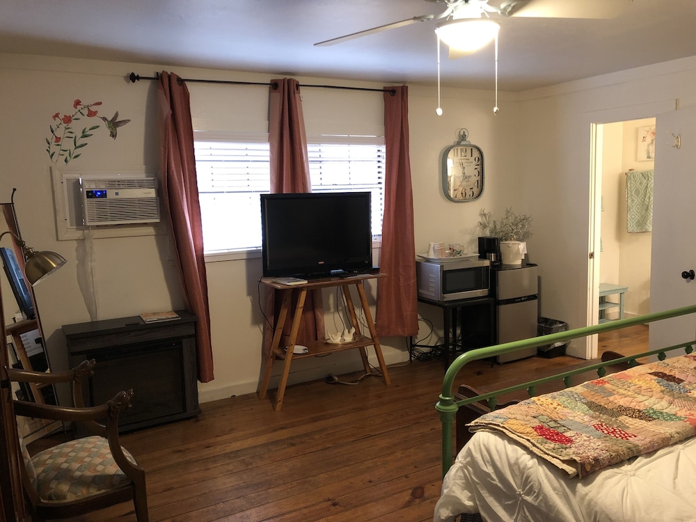 Fort Davis Drug Store Hotel
