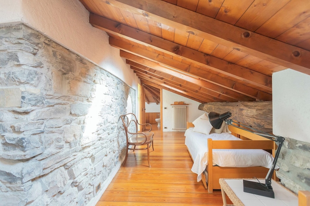 Villa Torre di Palanzo With Magnificent View by Rent all Como