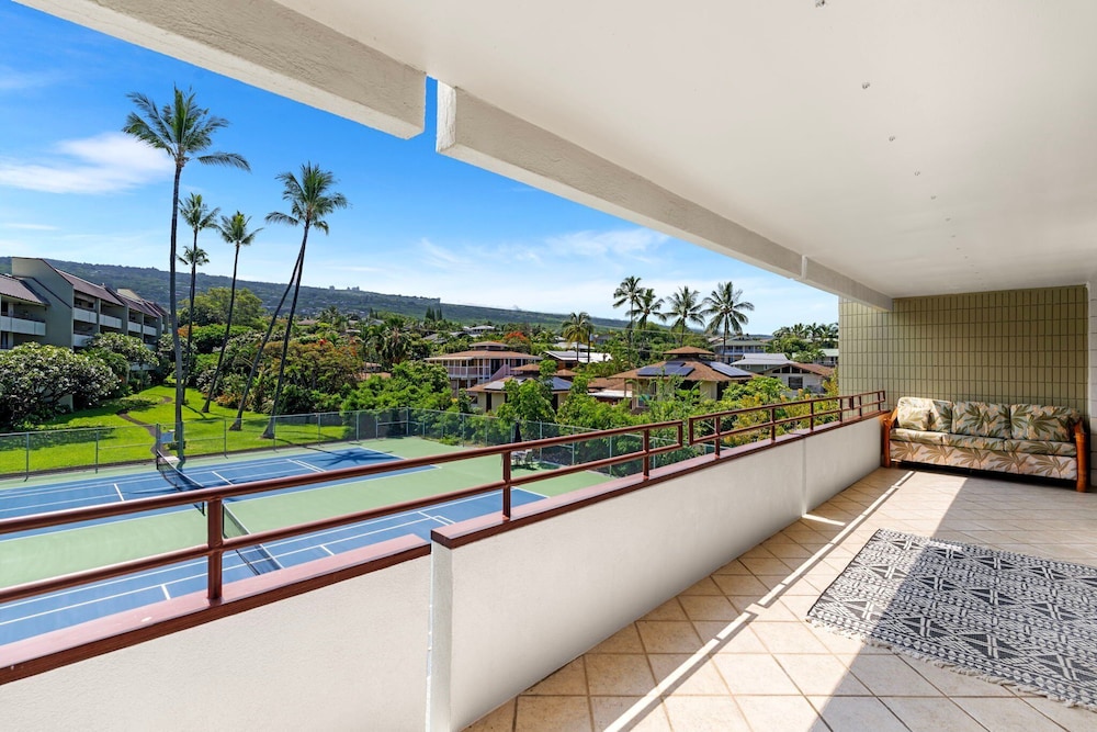 2br, 2BA Condo Across From Magic Sands Pool, AC, Tennis & Bbqs - Vrkcv