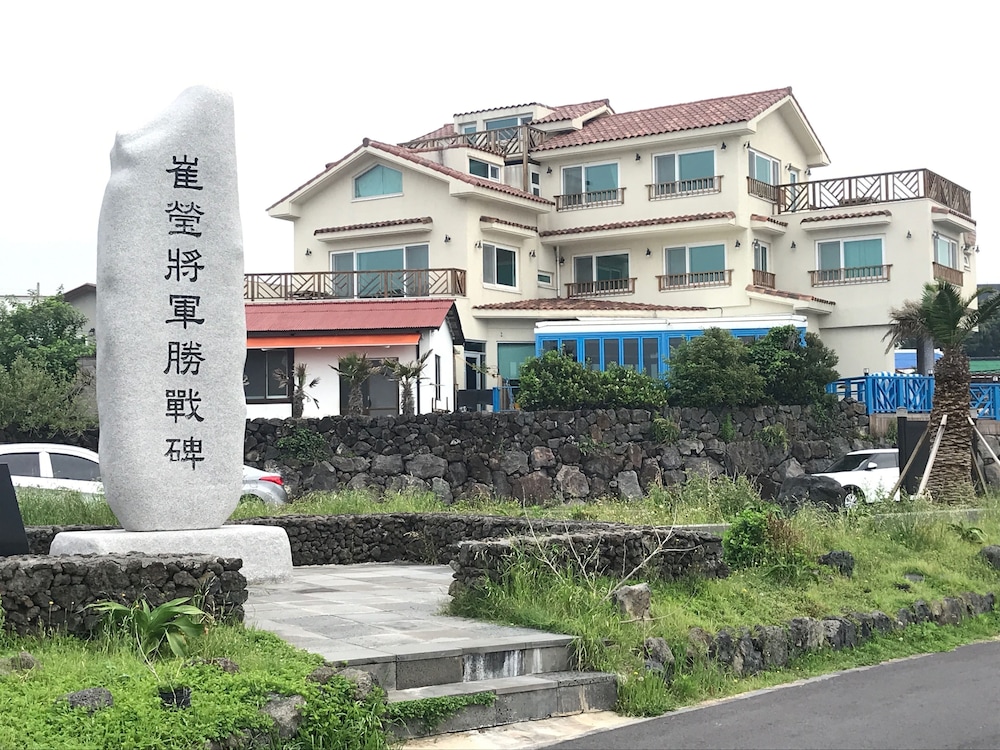 Jeju Tov Pension