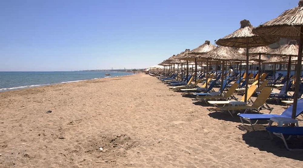 Arhontiko Arhanes - Cretan Escapade With Pool