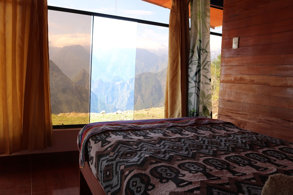 Llactapata Lodge Overlooking MachuPicchu view 5