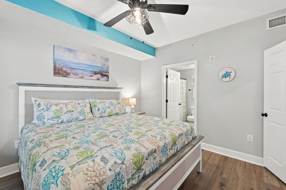 Tidewater by Book That Condo