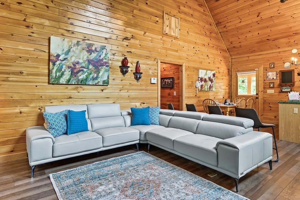 Manaaki - The Happy Cabin 2 Bedroom Cabin