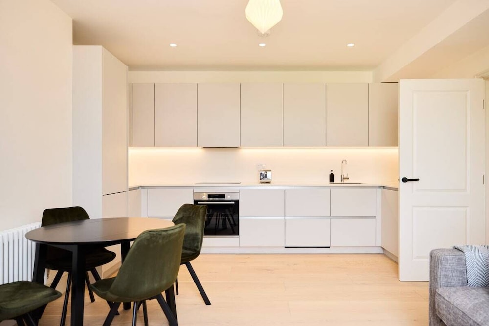 The East London Mile Classic - Stunning 2bdr Flat