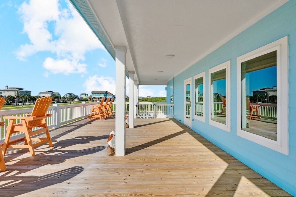 Gulf Winds 3 Bedroom Home
