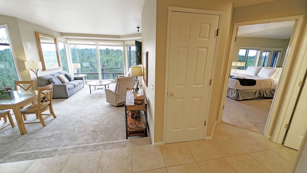 Mt Bachelor Village 332 A Sr 1 Bedroom Condo