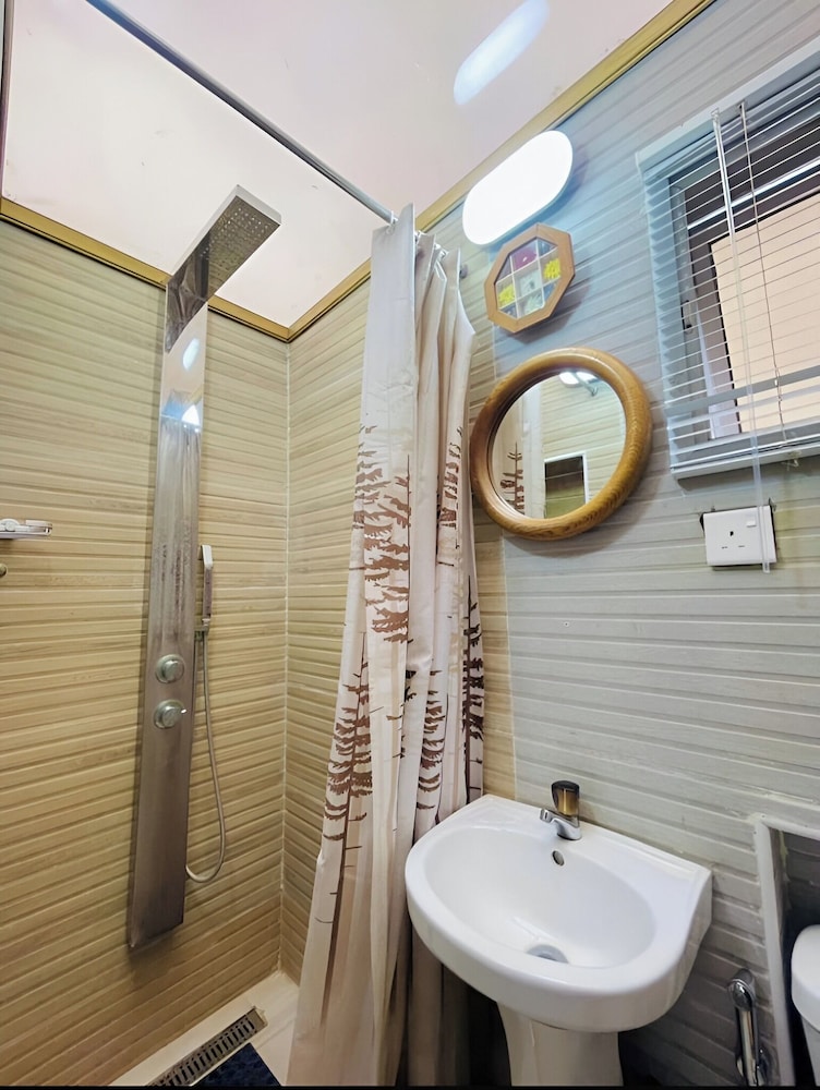 Divine Grace Apartment