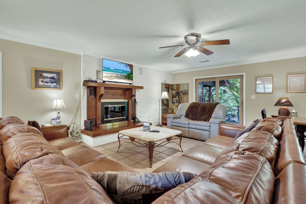 Riverfront Family Getaway on the Guadalupe