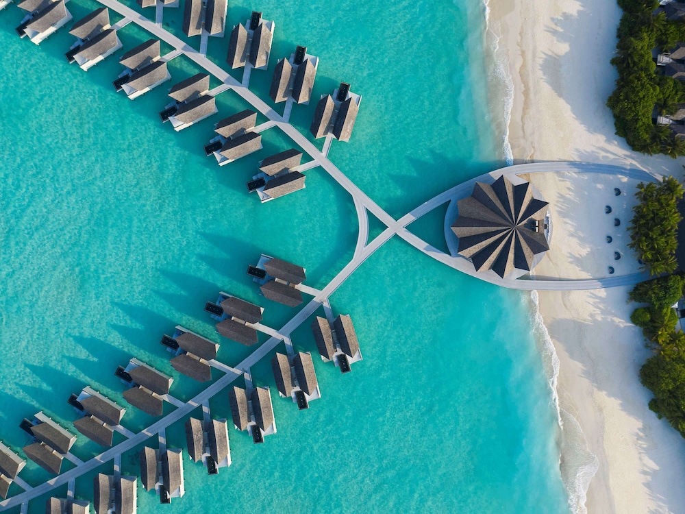 Kuredhivaru Resort & Spa Maldives by Accor