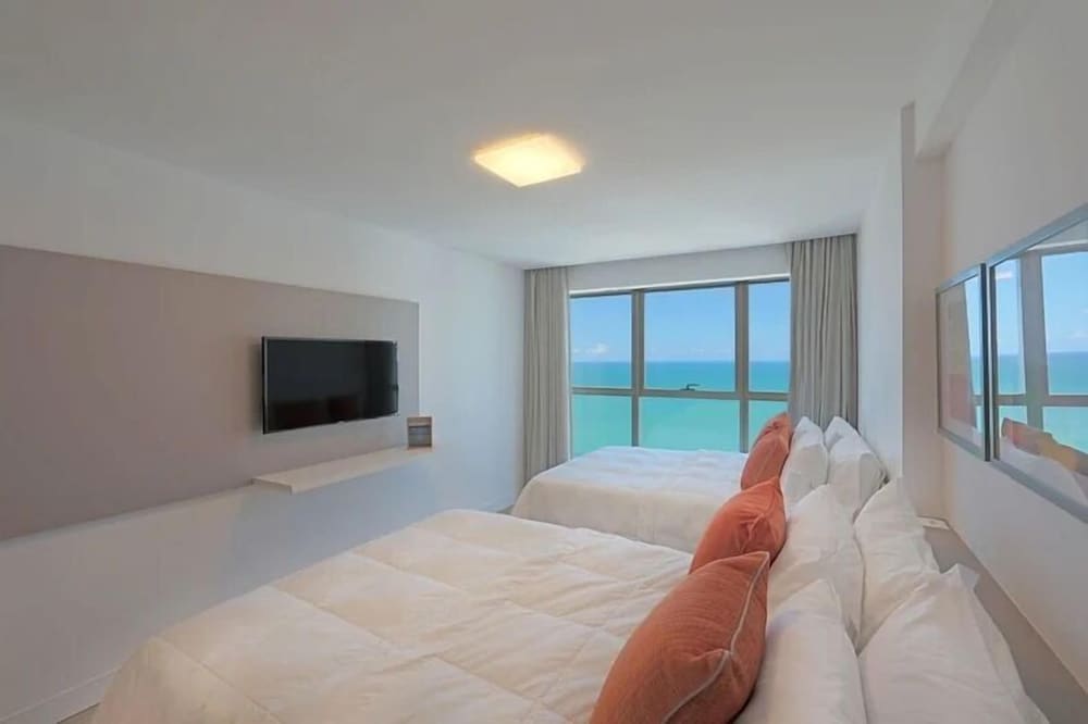 HY Beach Flats
