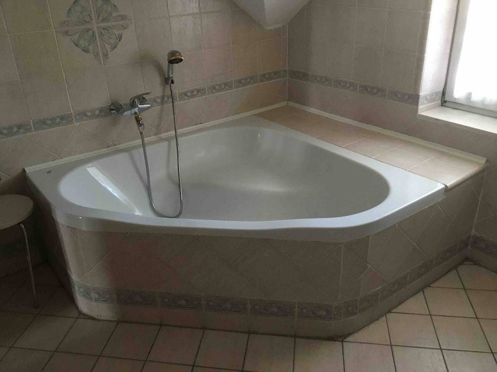 Room With Shared Bathroom