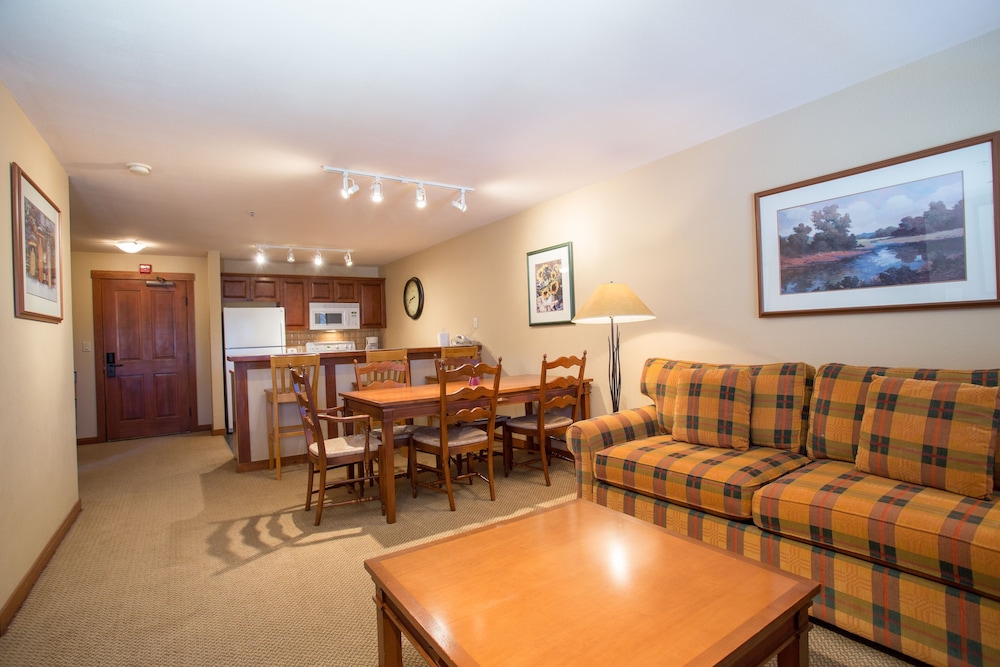 One Bedroom Condos at Powderhorn Lodge - Solitude UT
