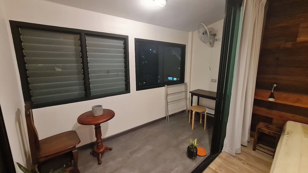 Lee Home Bangkok