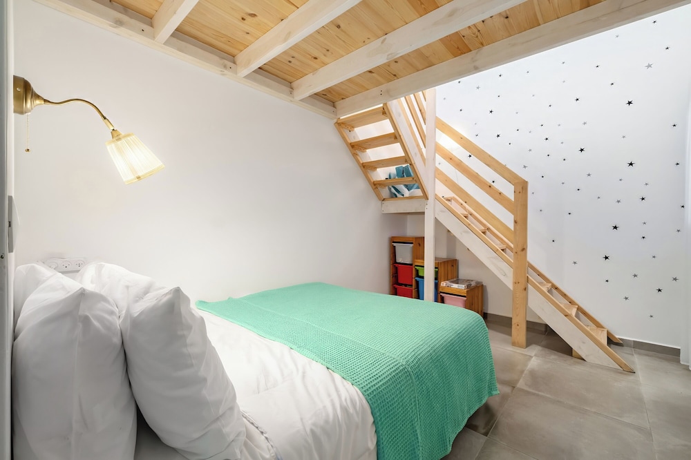 Achziv Bright Garden Stay by Sea N' Rent
