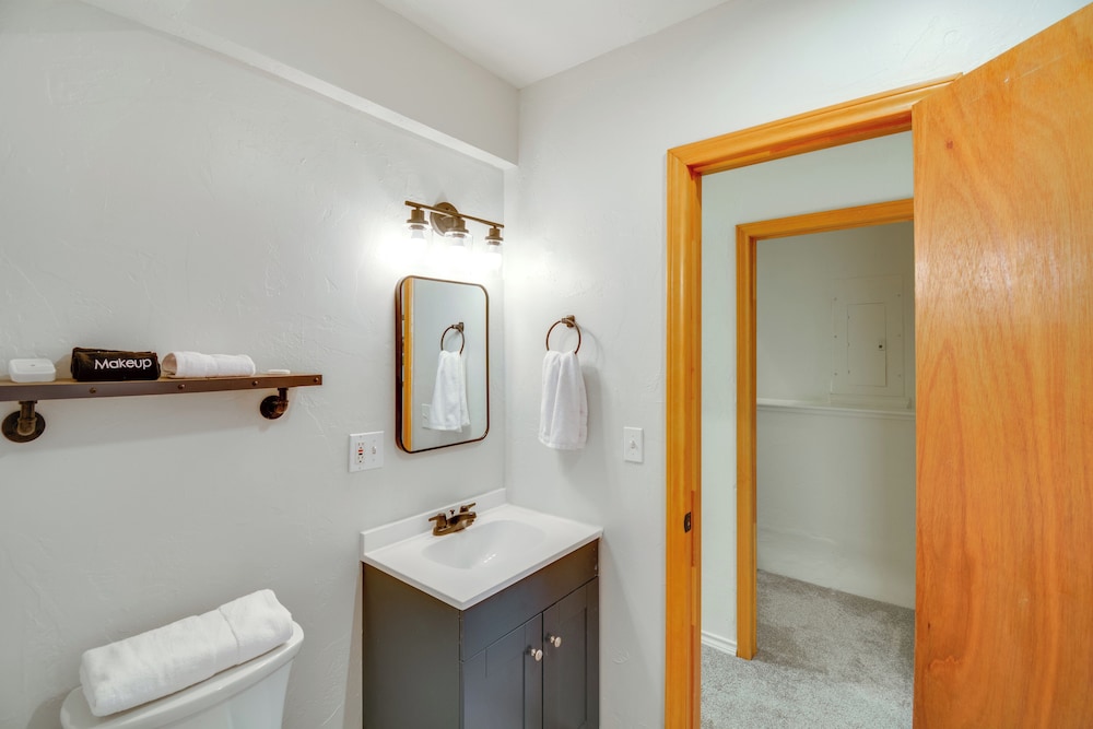 Hike, Fish, Ski & Explore: Cabin Near Breckenridge