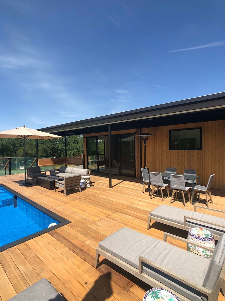 Modular Luxury Casita w Pool view 3