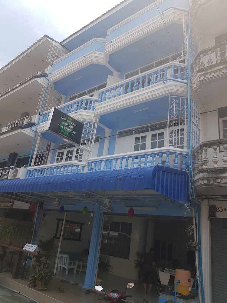 Chaam Guesthouse