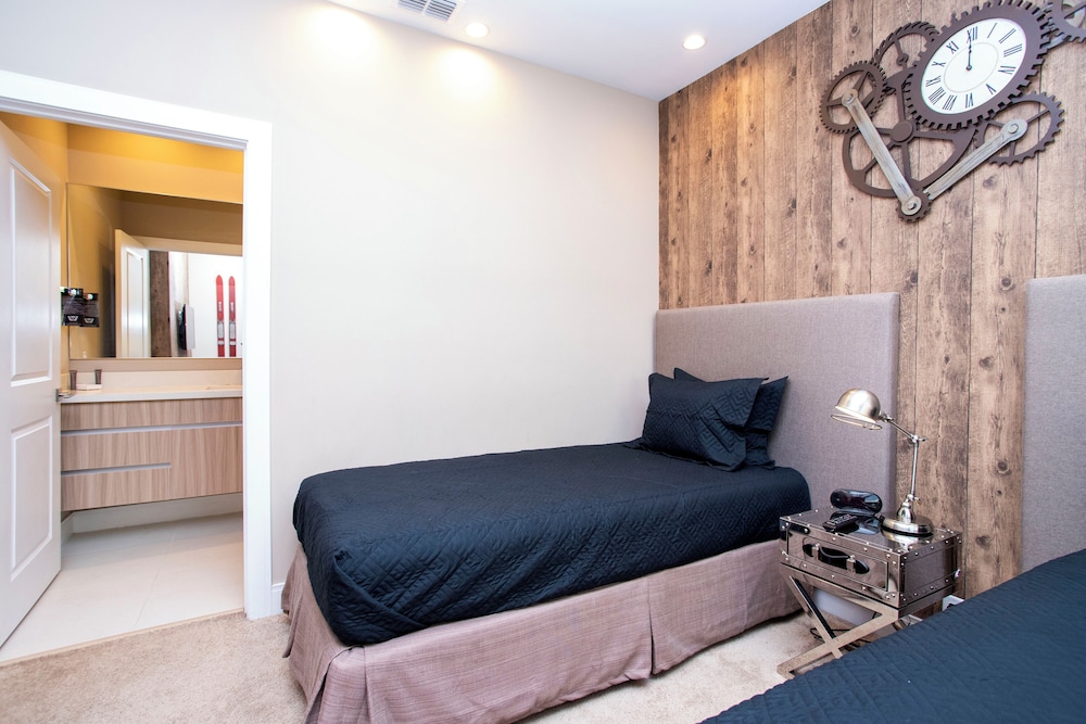 Luxury 4 Bedroom Home Magic Village Resort 7487 - Image 2