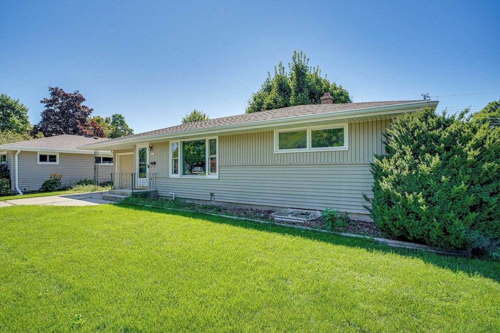 Large Backyard, Walk to Hospital: Sheboygan Abode!