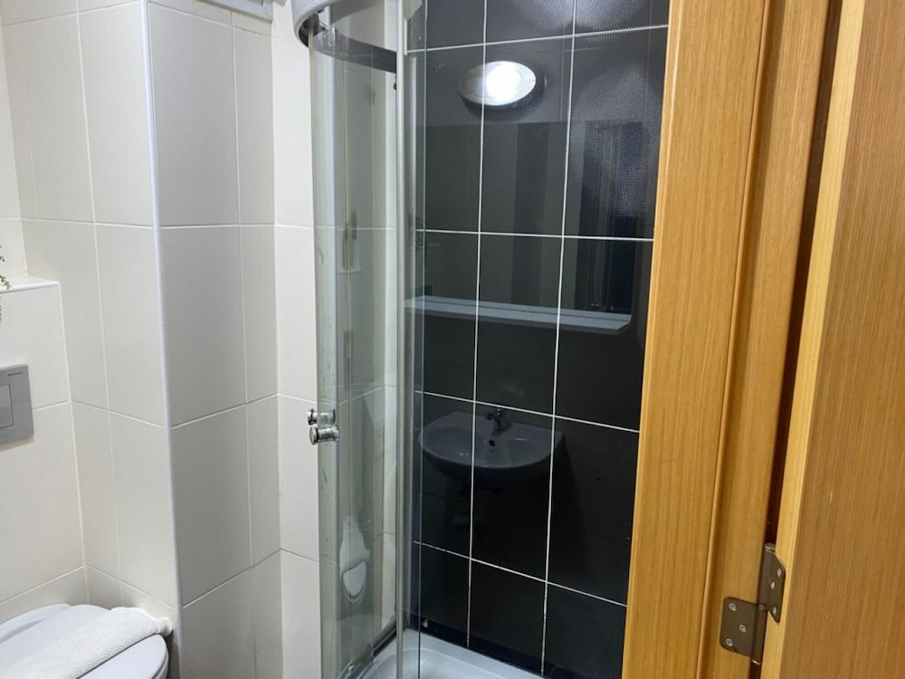 Cozy and Modern Studio With City View in Atasehir