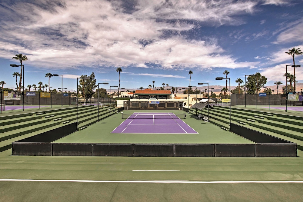Pet-friendly Stay w/ Patio in Palm Desert Resort!