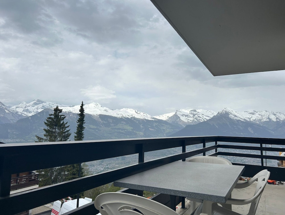 Charming Apartment in Vaysonnaz