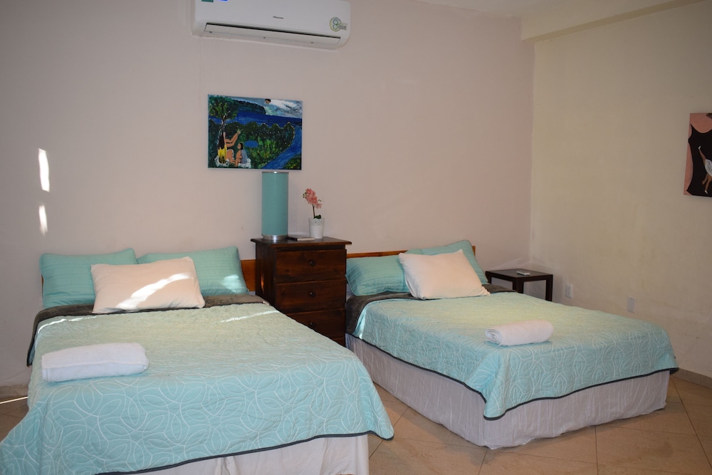 Mansion Giahn Inn