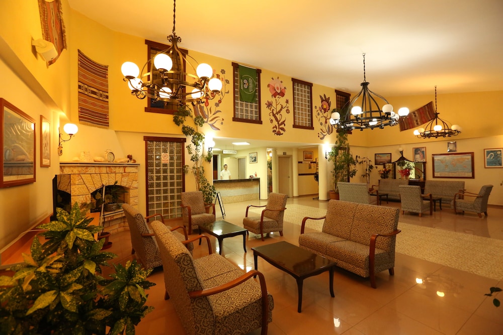 Mavruka Hotel - Image 7
