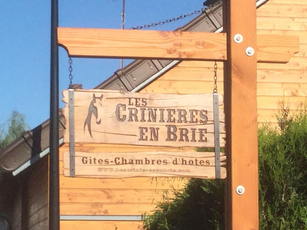 Les Crinieres en Brie