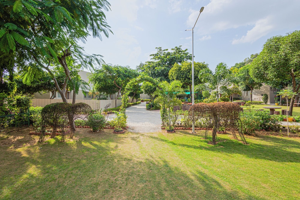 Bamboo Saa Sunrrise Wedding & Wellness Resort, Jaipur