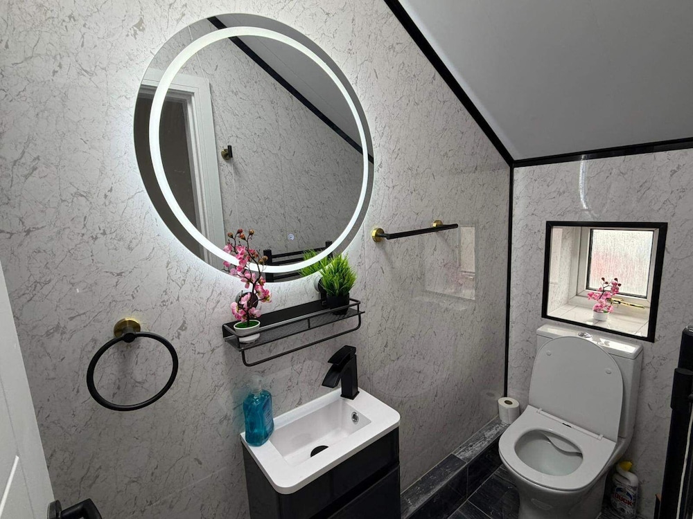 Cardiff Central Gem - 2 Bed Apartment