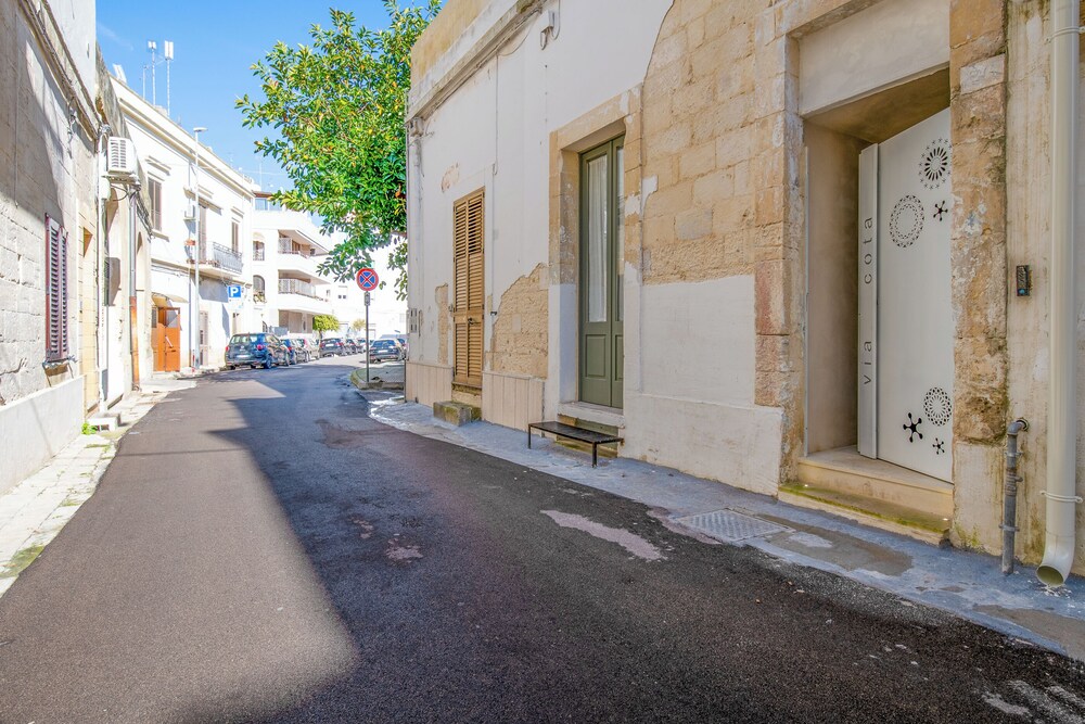 Via Cota 24