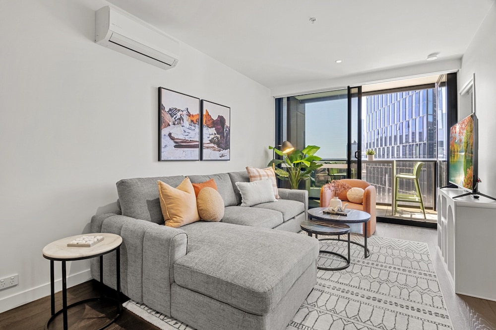 Stylish 2-bed Apartment With Stunning City Views