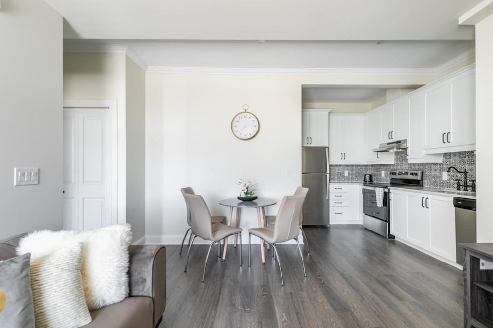 Rideau King 1Br Apartment Free Parking, photo 52