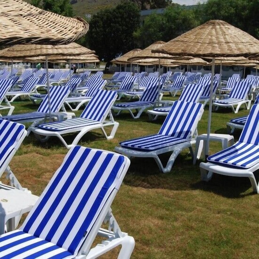 Ladonia Hotels Luna Beach Resort