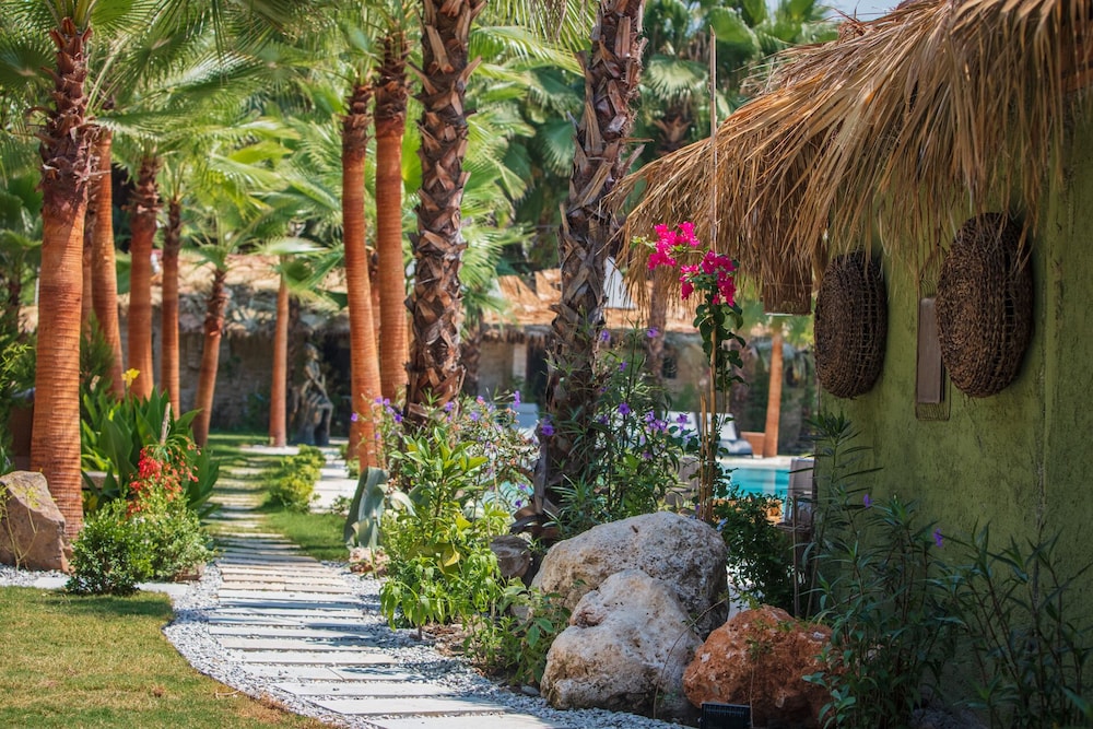 Layla Gocek - Yetişkinlere Özel - Image 120