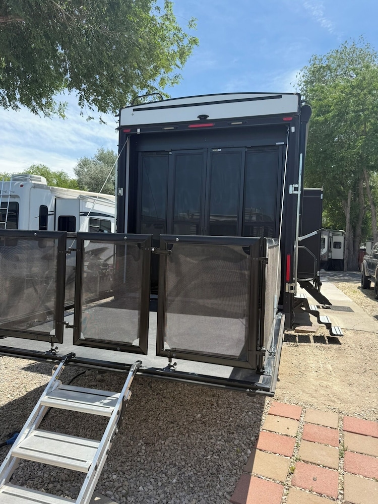 Mountain Shadows RV & MHC