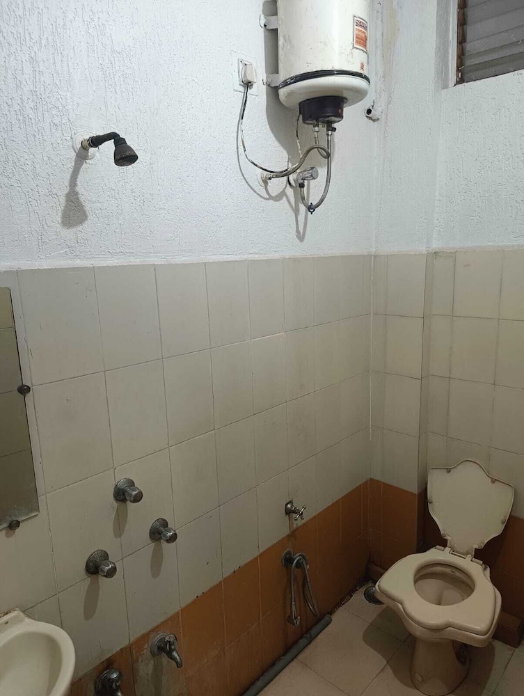 Hotel Pleasure
