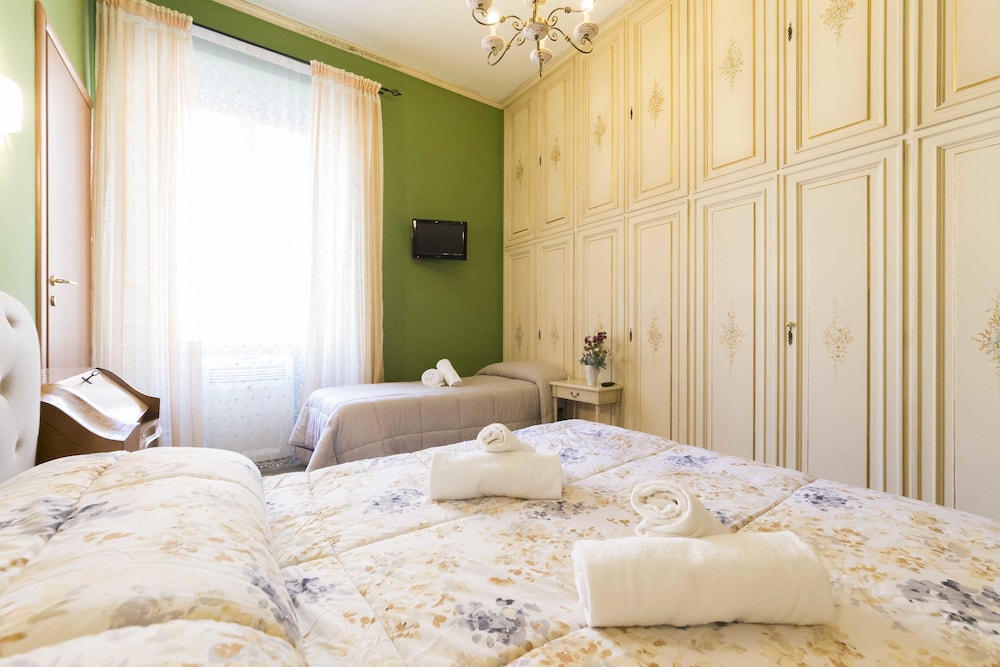 Albachiara Guest House