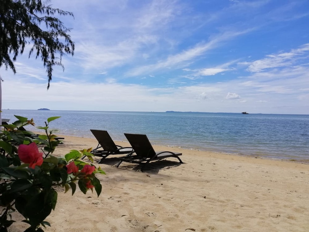 New Marjoly Beach & Resort